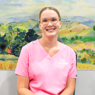 Dr Lindsey Jones Thumbnail